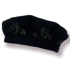 Bogner Fleece Embroidered Black Beret